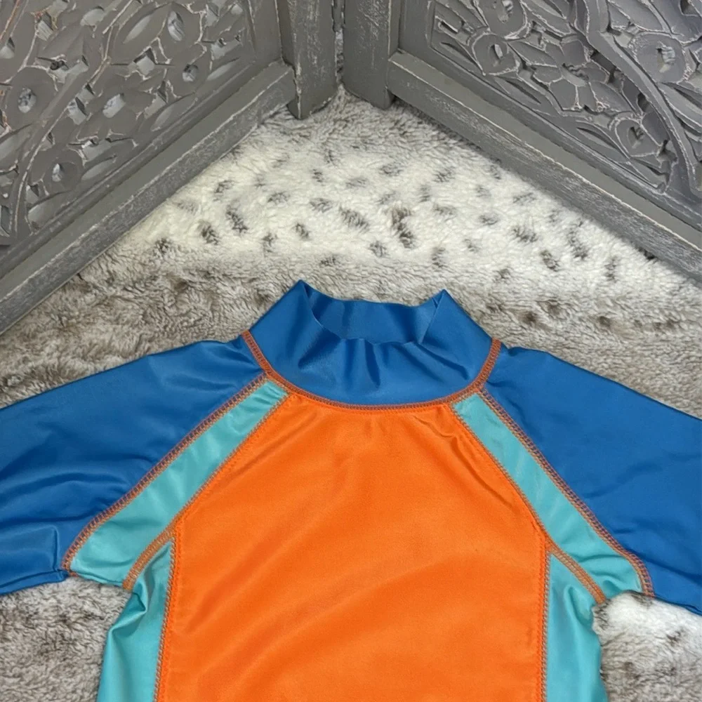 UV Skinz rashguard UPF 50 boys size 5T fish sharks tropical beach pool party
